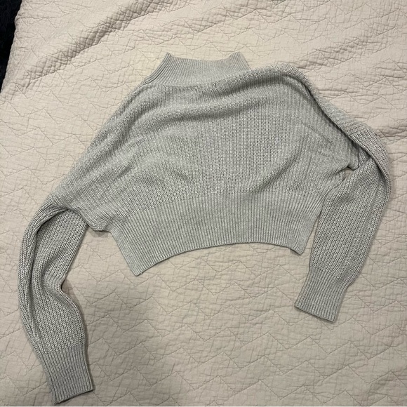Silence + Noise Crop Knit Grey Sweater - Picture 2 of 5